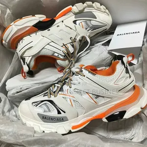 Balenciaga Original Qualité Disponible
