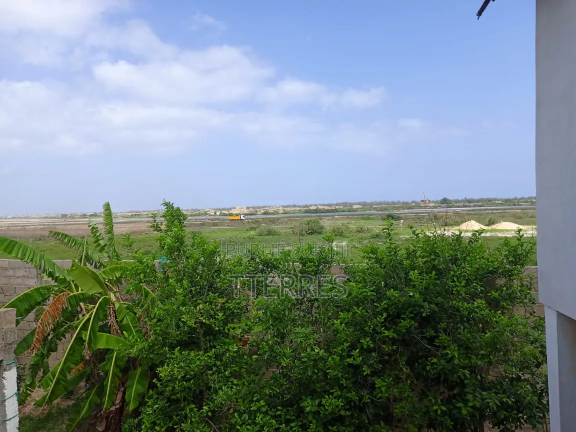 Petite Ferme De 300 M2 À Déni Biram Ndao - Bambilor