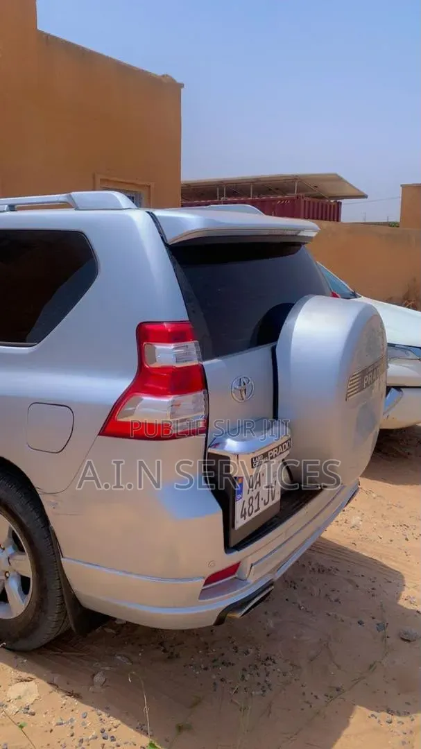 Toyota Land Cruiser Prado 2015 Gris