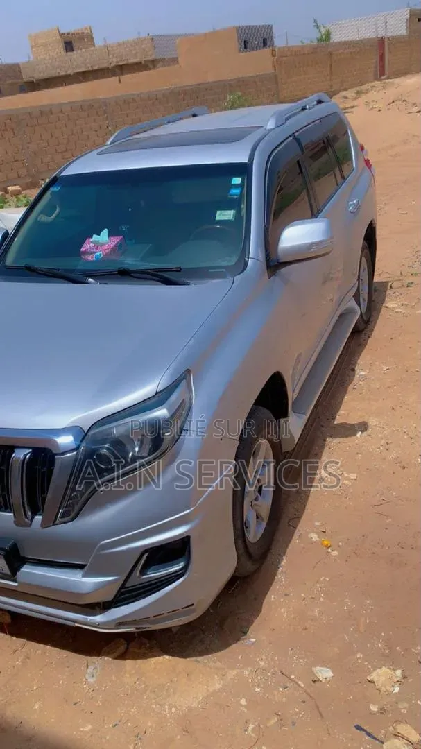Toyota Land Cruiser Prado 2015 Gris