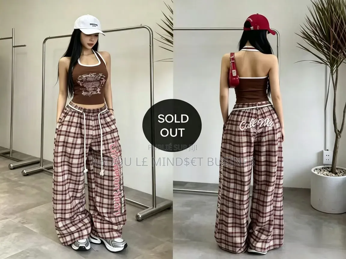 Ensemble Girls Call Me Disponible