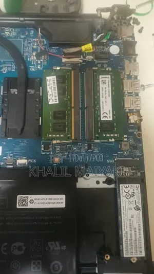 Ordinateur portable HP 15-da2933nia 16GB AMD Ryzen 7 SSD 1T