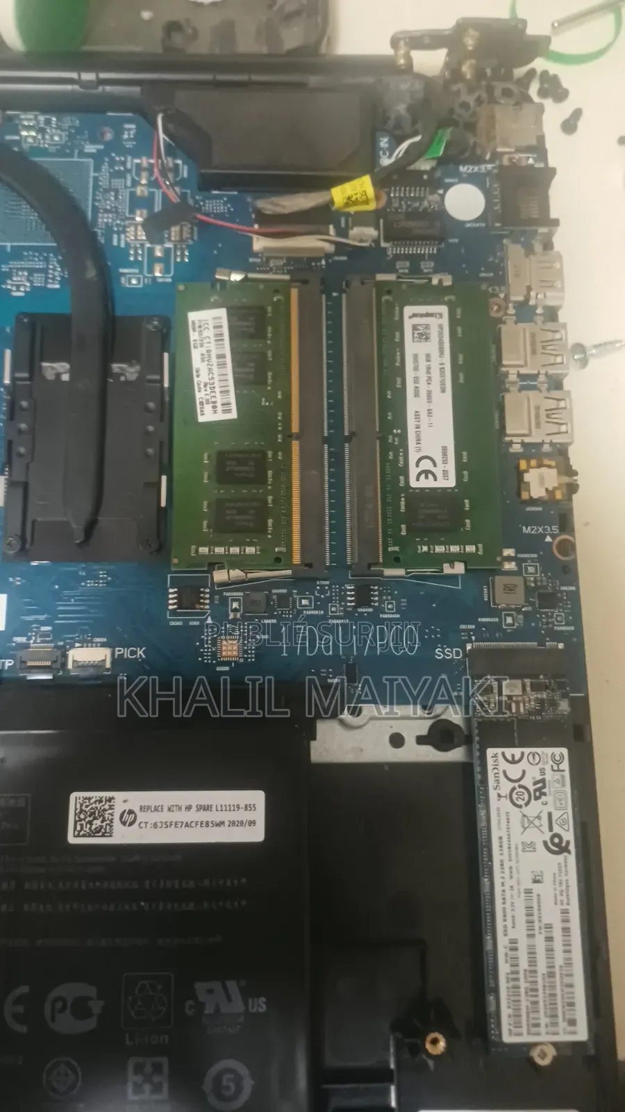 Ordinateur portable HP 15-da2933nia 16GB AMD Ryzen 7 SSD 1T