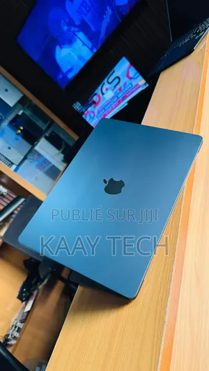 Ordinateur portable Apple MacBook Air 2023 M2 8GB Apple M2 SSD 256GB