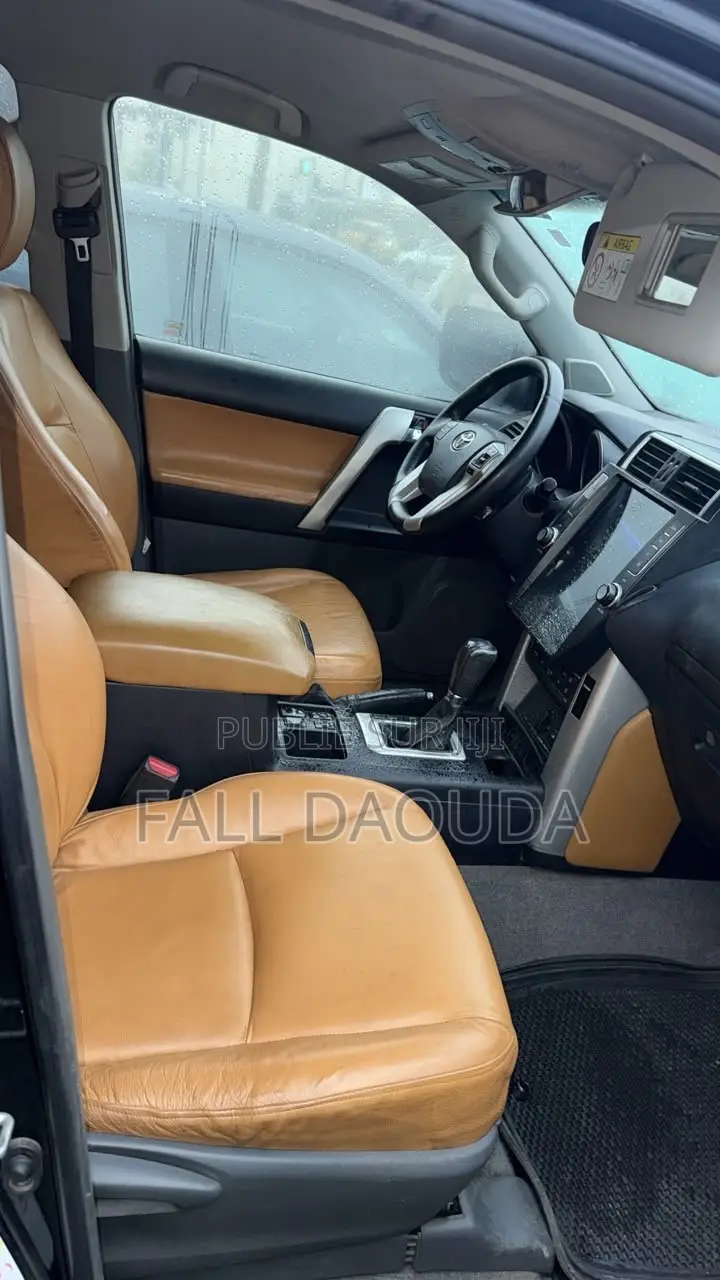 Toyota Land Cruiser Prado 2014 Noir