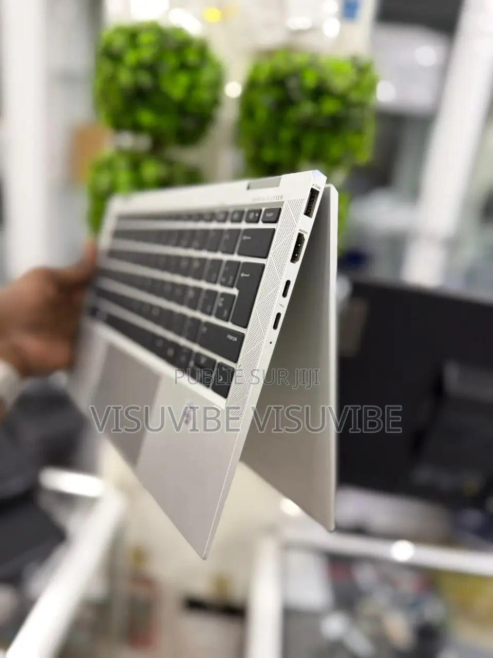 Nouveau HP EliteBook x360 1040 G7 16GB Intel Core i5 SSD 256GB