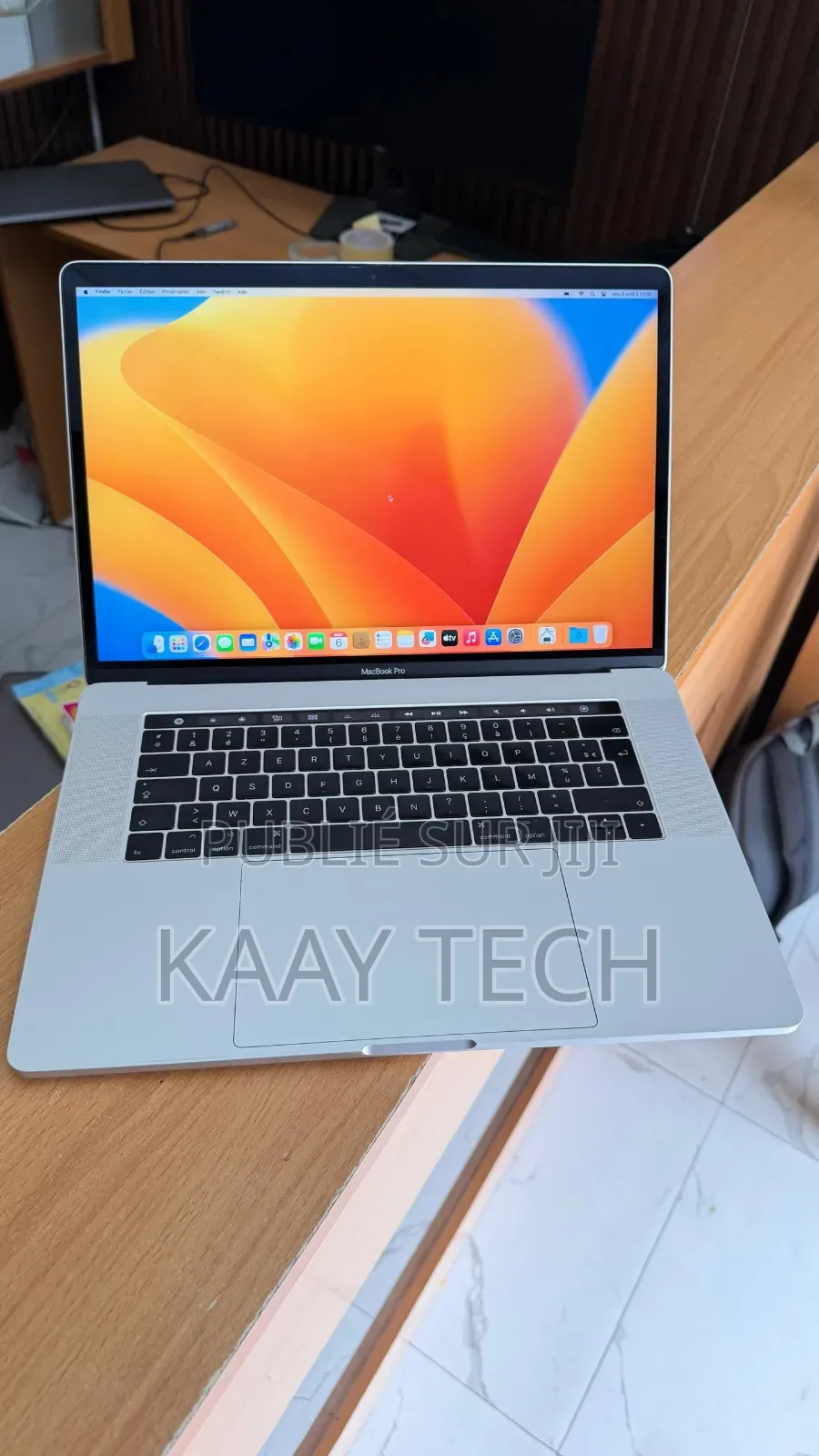 Ordinateur portable Apple MacBook Pro 2017 16GB Intel Core i7 SSD 512GB