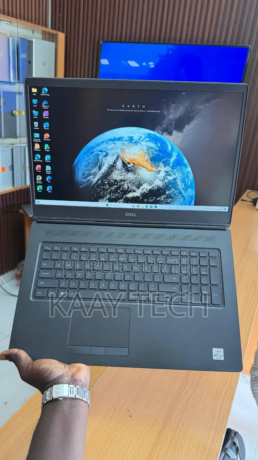 Ordinateur portable Dell Precision 7750 32GB Intel Core i7 SSD 1T