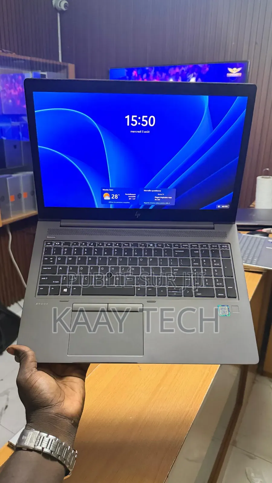 Ordinateur portable HP ZBook 15u G5 16GB Intel Core i7 SSD 256GB