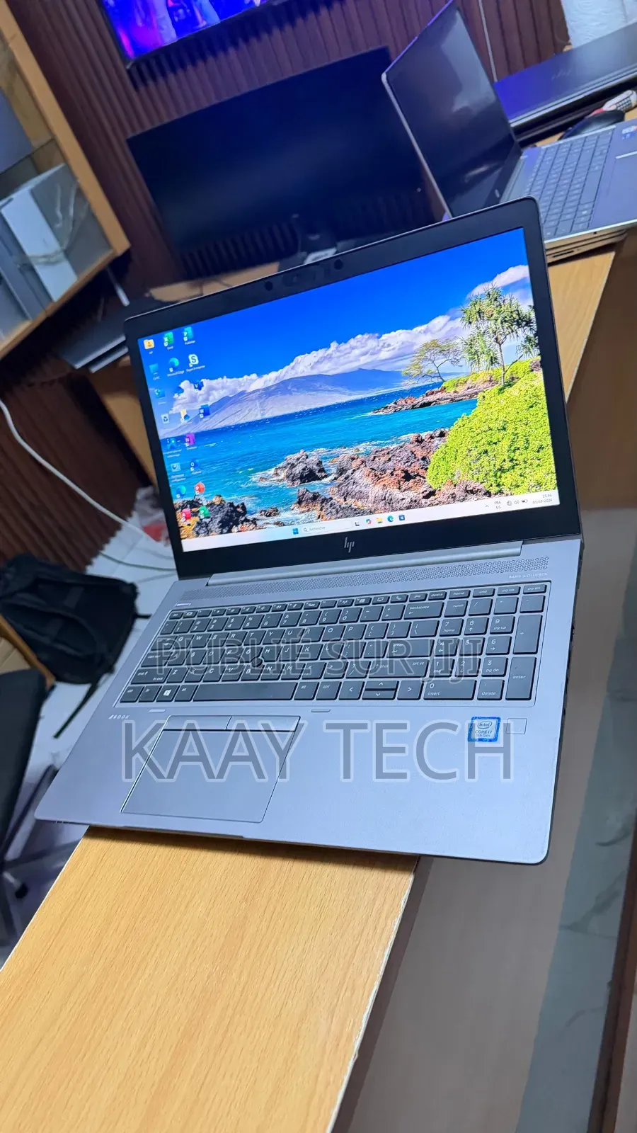 Ordinateur portable HP ZBook 15u G5 16GB Intel Core i7 SSD 256GB