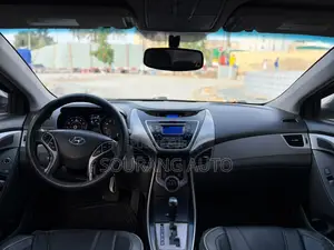 Hyundai Elantra SE 4dr Sedan (1.8L 4cyl 6A) 2014 Blanc