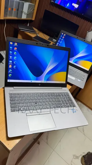 Nouveau HP ZBook 15u G5 16GB Intel Core i7 SSD 256GB