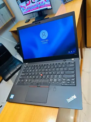 Ordinateur portable Lenovo ThinkPad T480s 16GB Intel Core i7 SSD 256GB