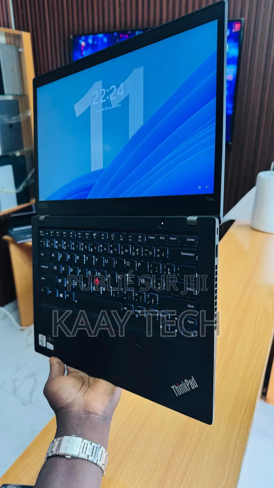 Ordinateur portable Lenovo ThinkPad T14 16GB Intel Core i7 SSD 256GB