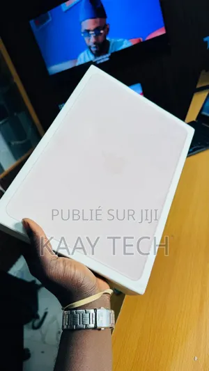 Nouveau Ordinateur portable Apple MacBook Neo 2026 8GB Autre SSD 512GB